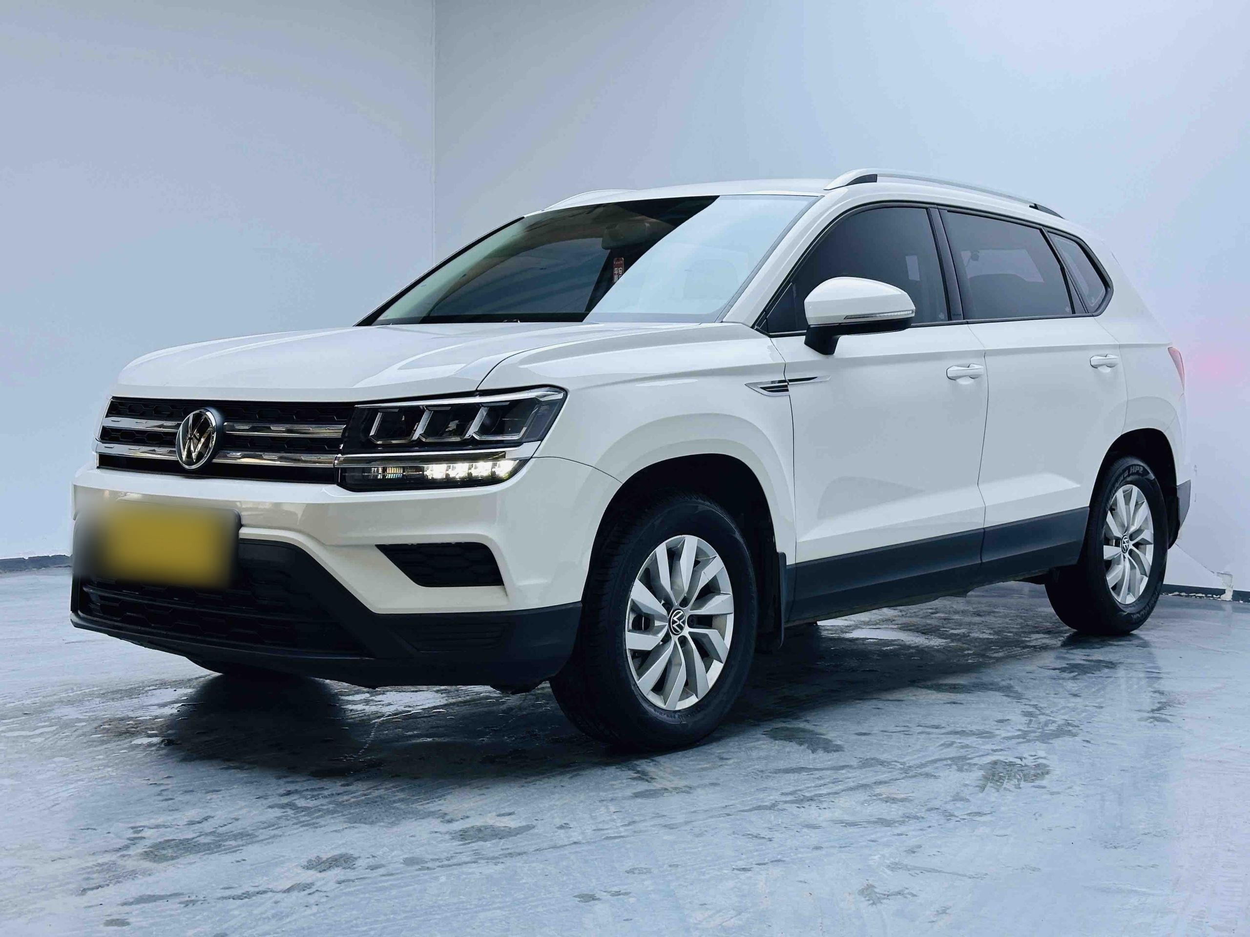 Volkswagen Tharu 2020 car image 