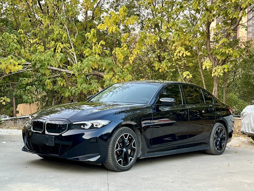 BMW i3 2023 car image 