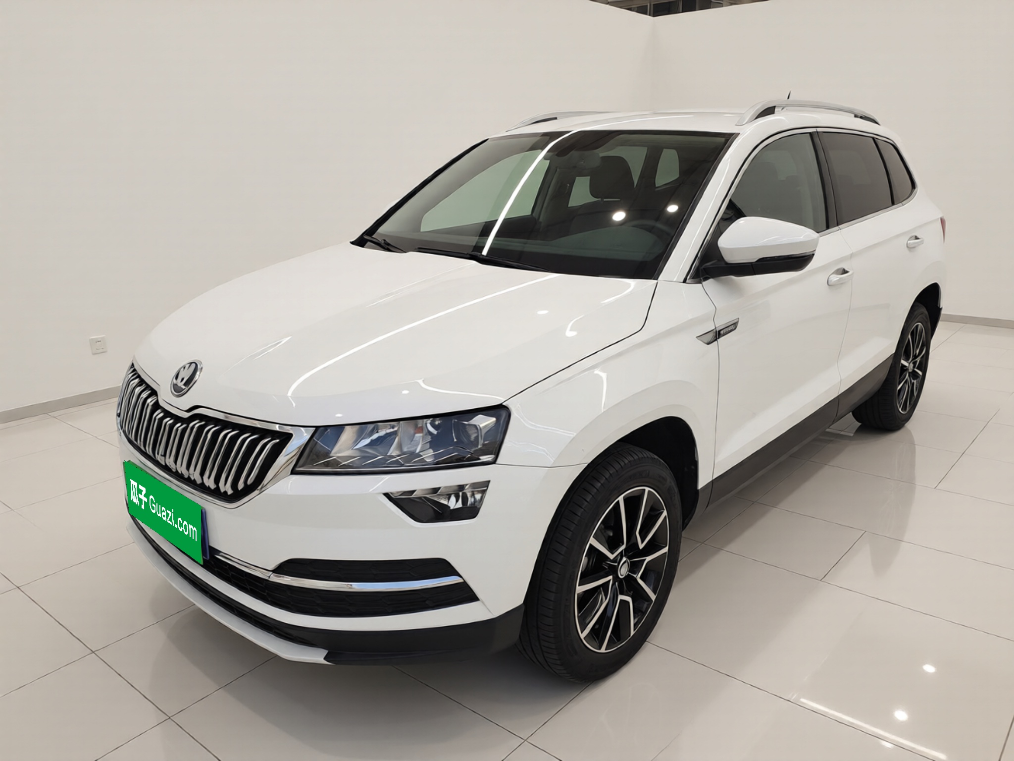 Skoda Karoq 2021 Skoda Karoq 2021 car image