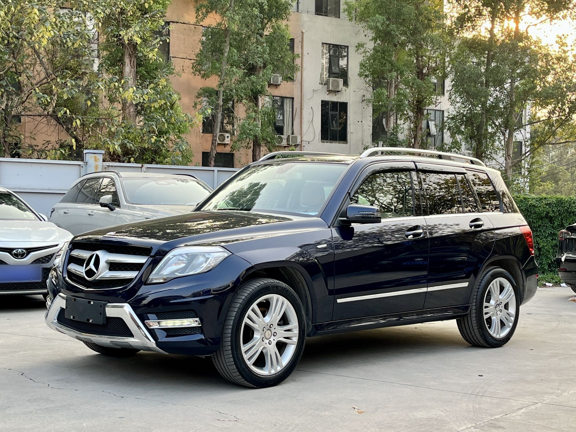 Mercedes-Benz GLK Class 2015 Mercedes-Benz GLK Class 2015 car image