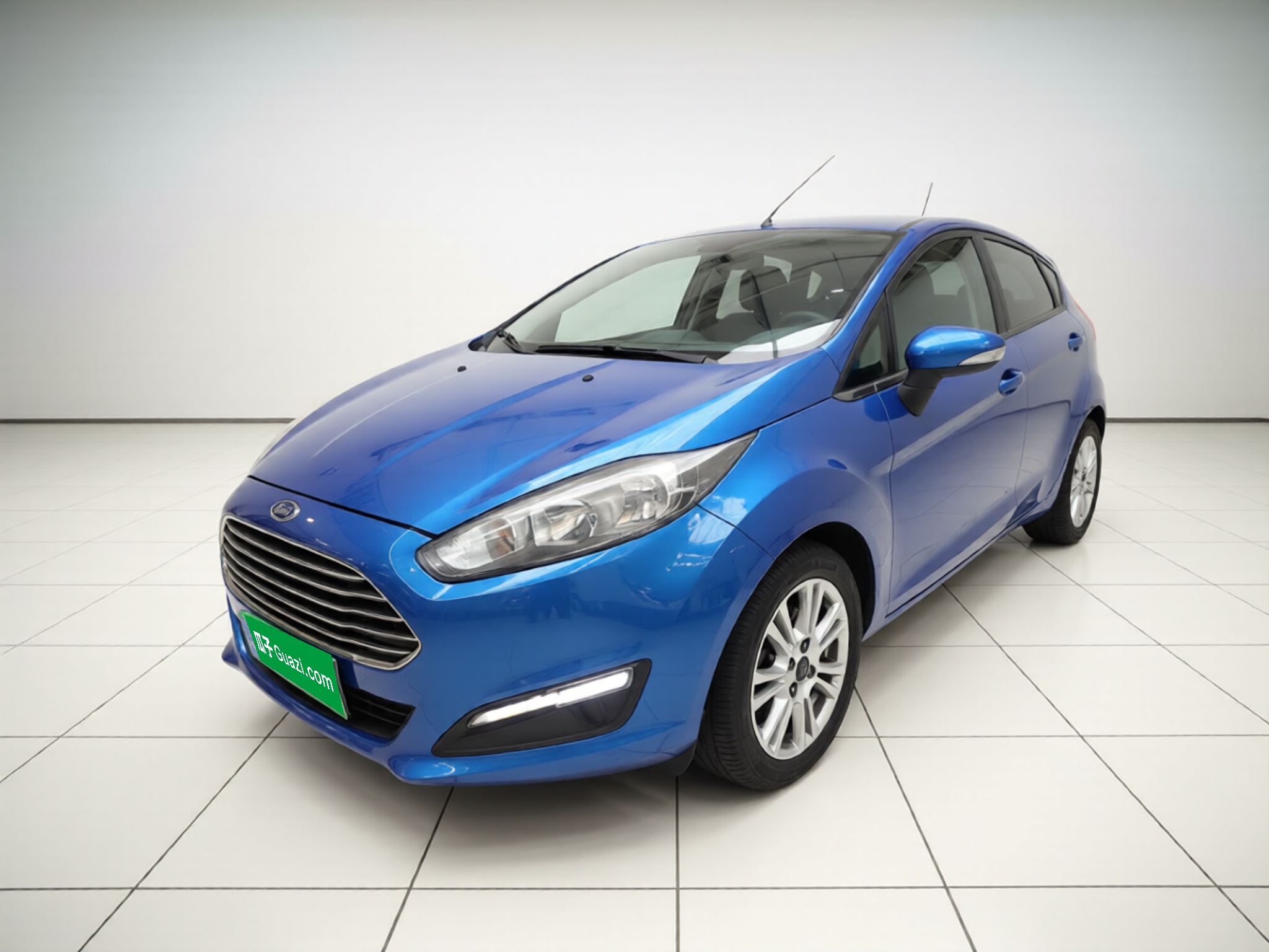 Ford Fiesta 2014 car image 