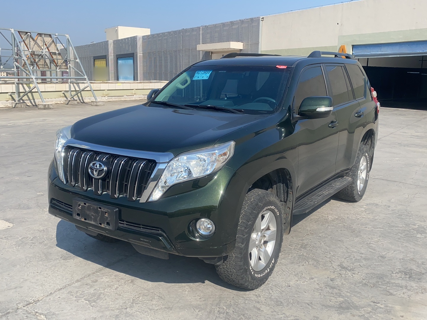 Toyota Land Cruiser Prado 2015 car image 