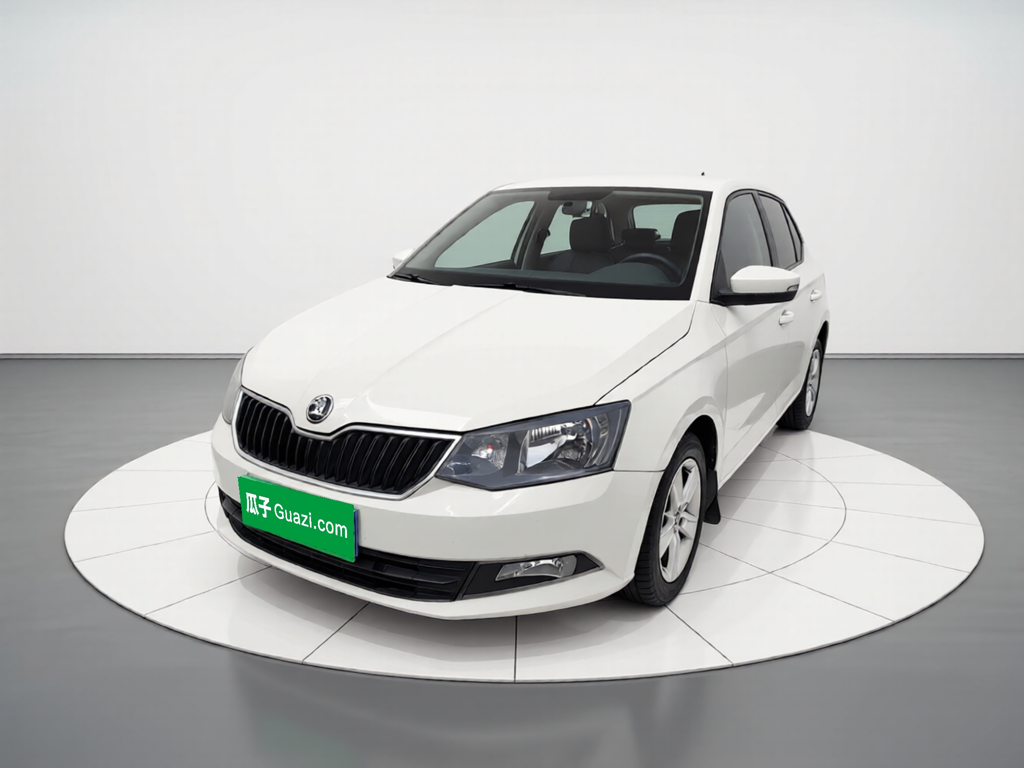 Skoda Fabia 2017 car image 