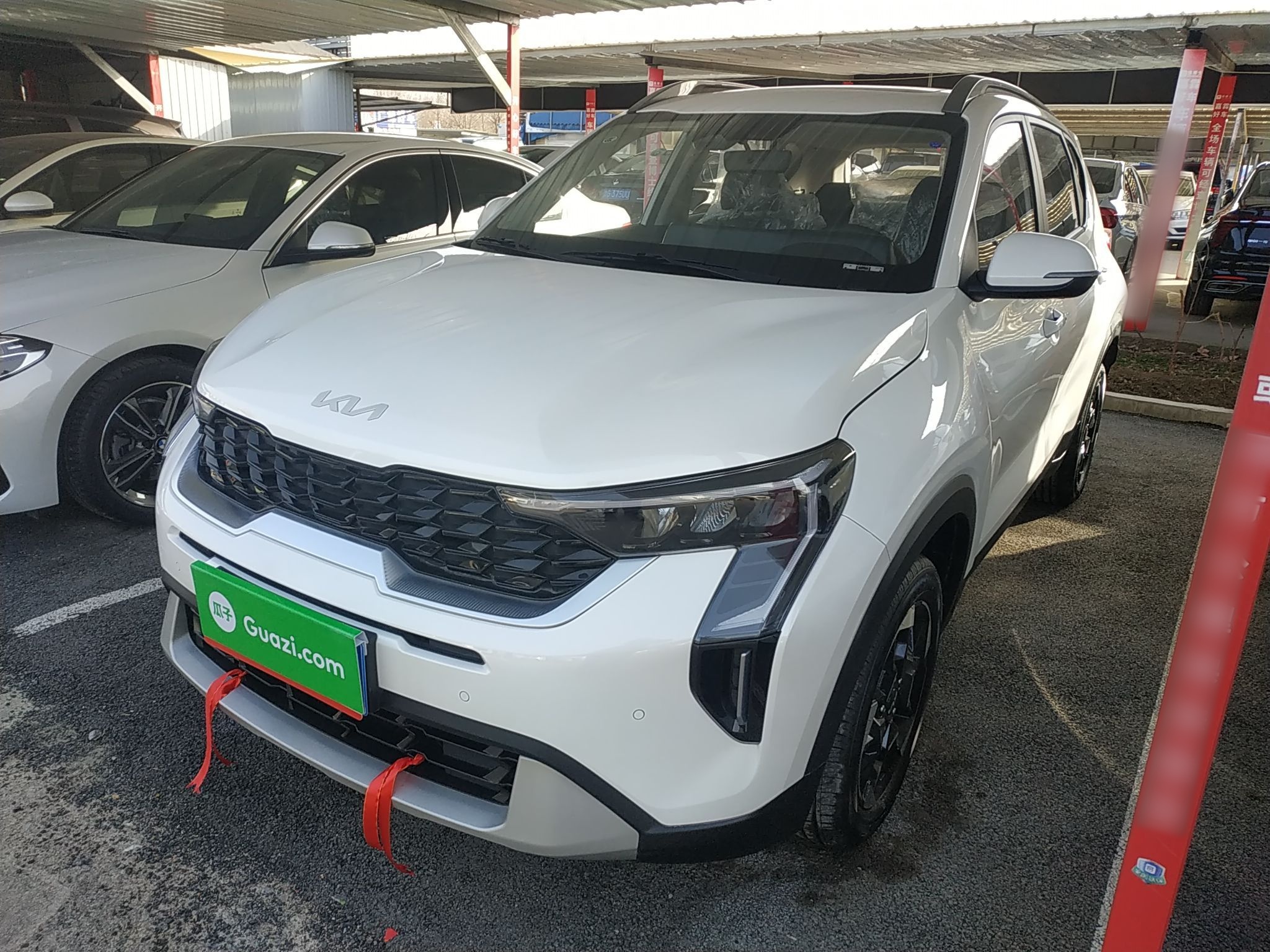 Kia Sonet 2024 汽车图片 