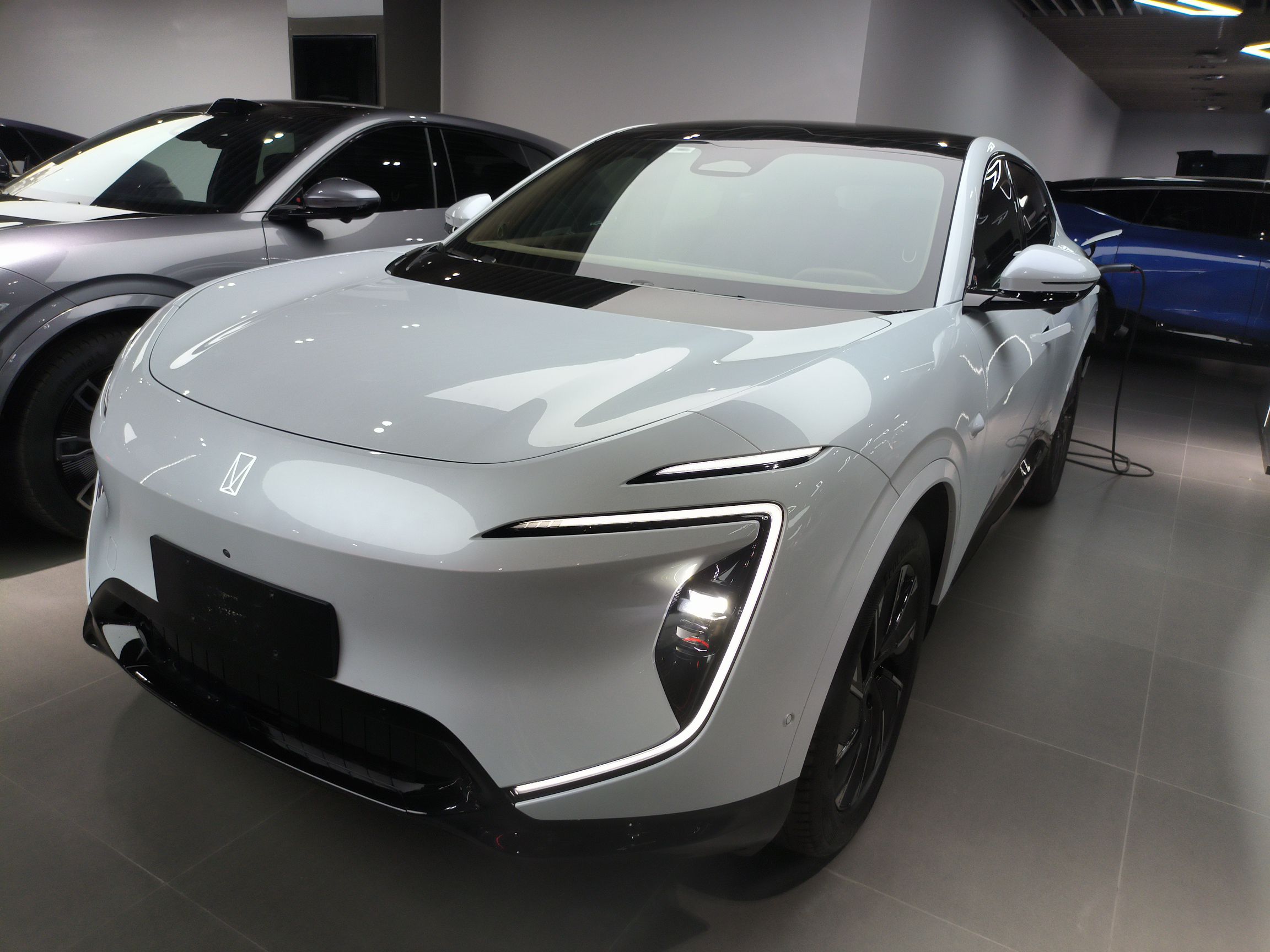 Avatr 07 2025 car image 