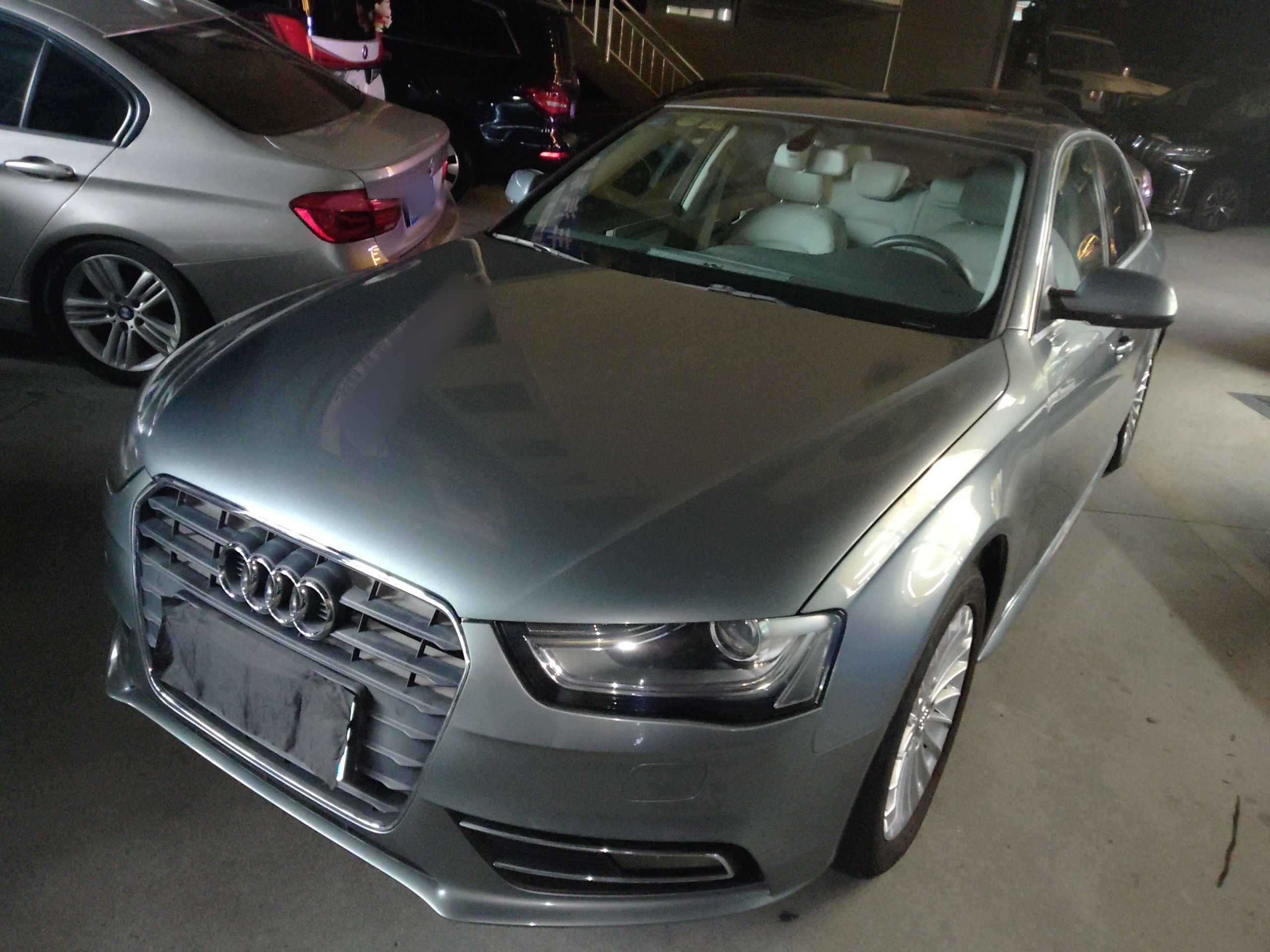 Audi A4L 2015 Audi A4L 2015 car image