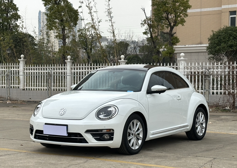 Volkswagen Beetle 2017 Volkswagen Beetle 2017 immagine di auto