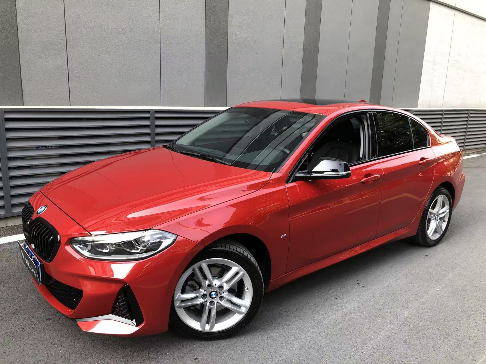 BMW 1 Series 2021 car image 