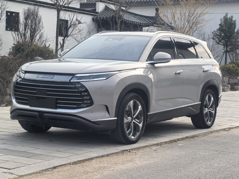 BYD Frigate 07 2023 BYD Frigate 07 2023 immagine di auto