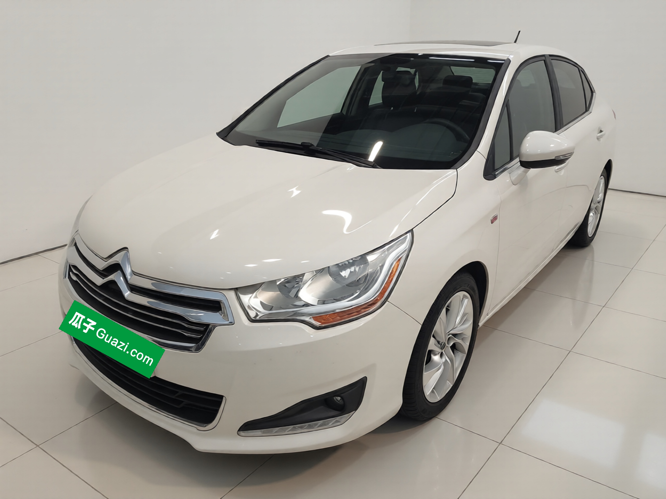 Citroen C4L 2015 car image 