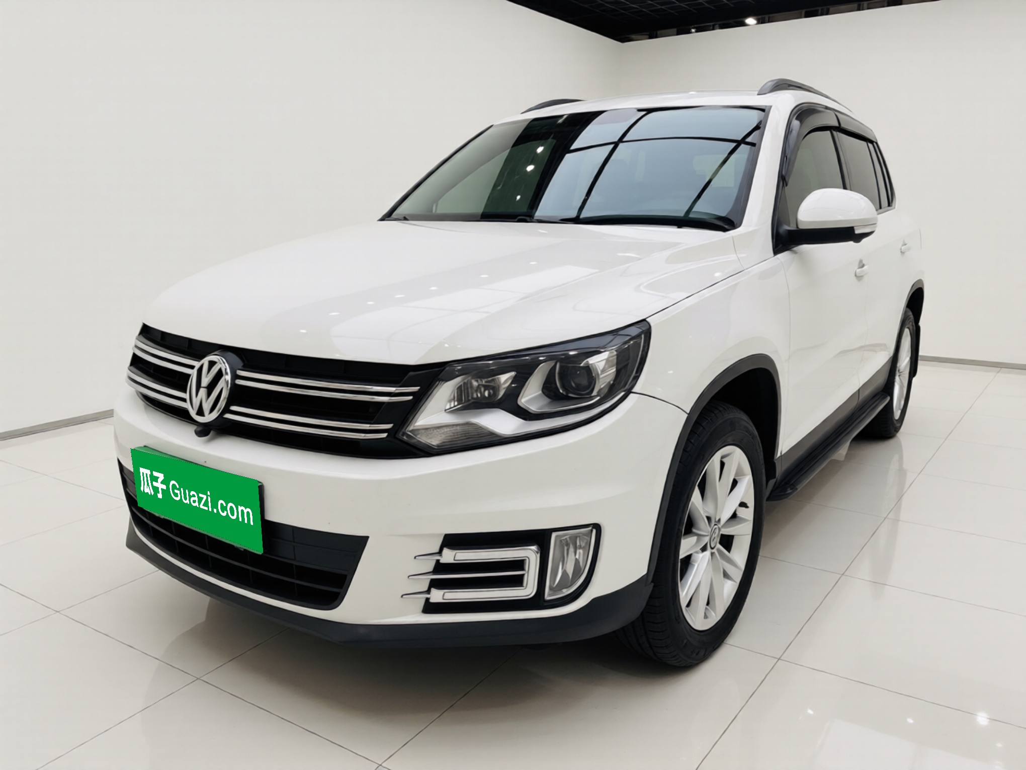 Volkswagen Tiguan 2017 Volkswagen Tiguan 2017 car image