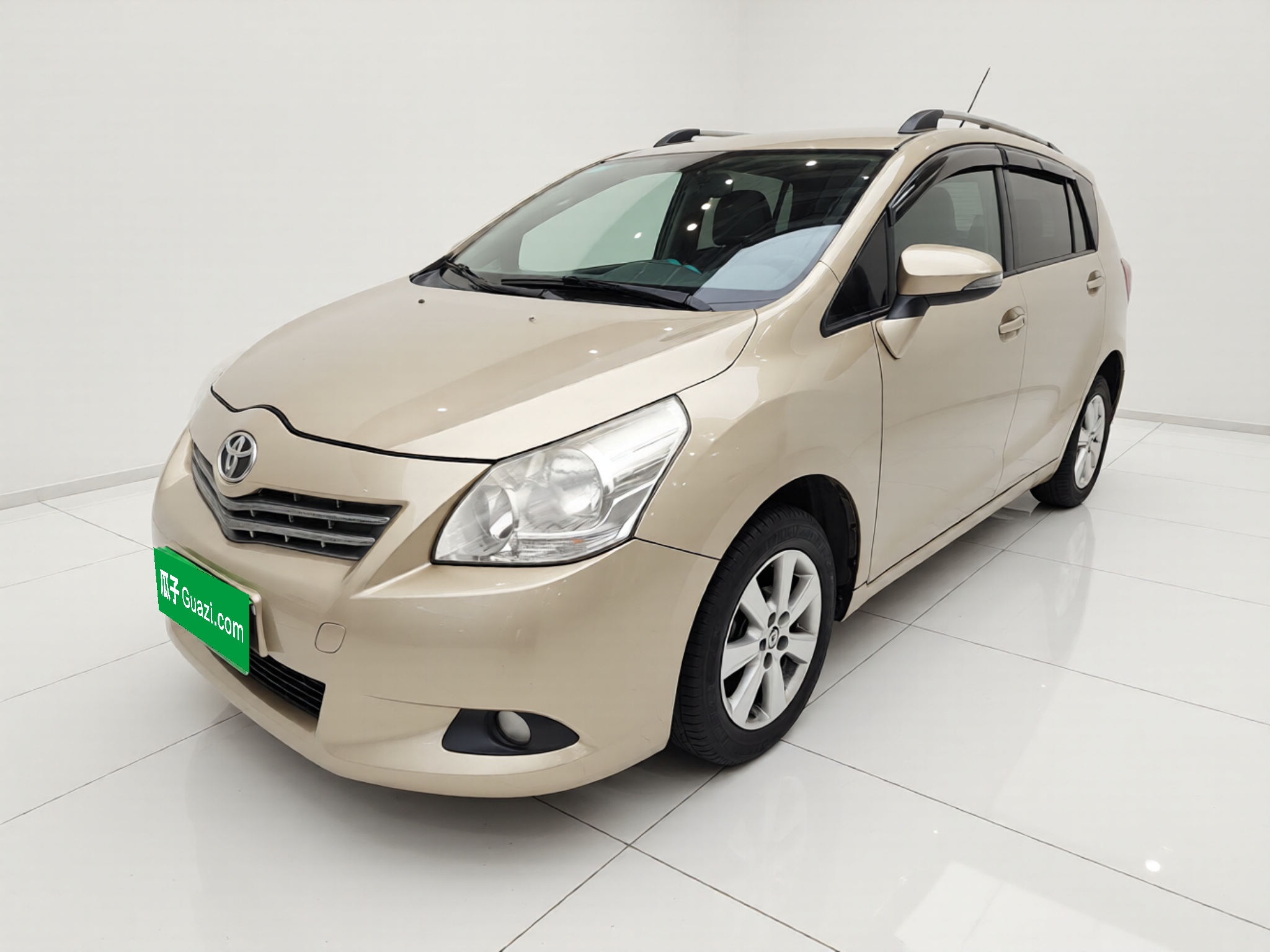 Toyota Verso 2015 car image 