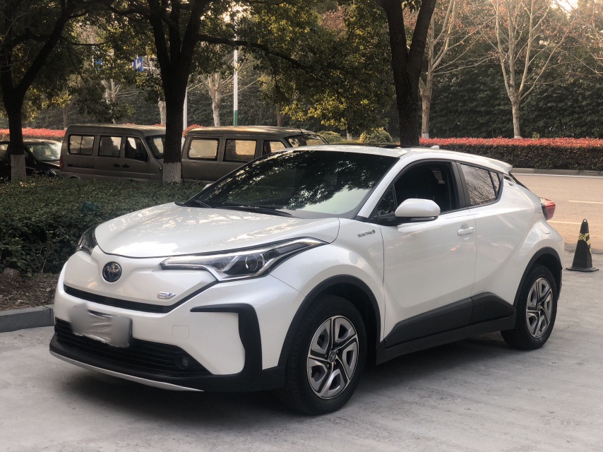 Toyota Izoa E 2020 汽车图片 