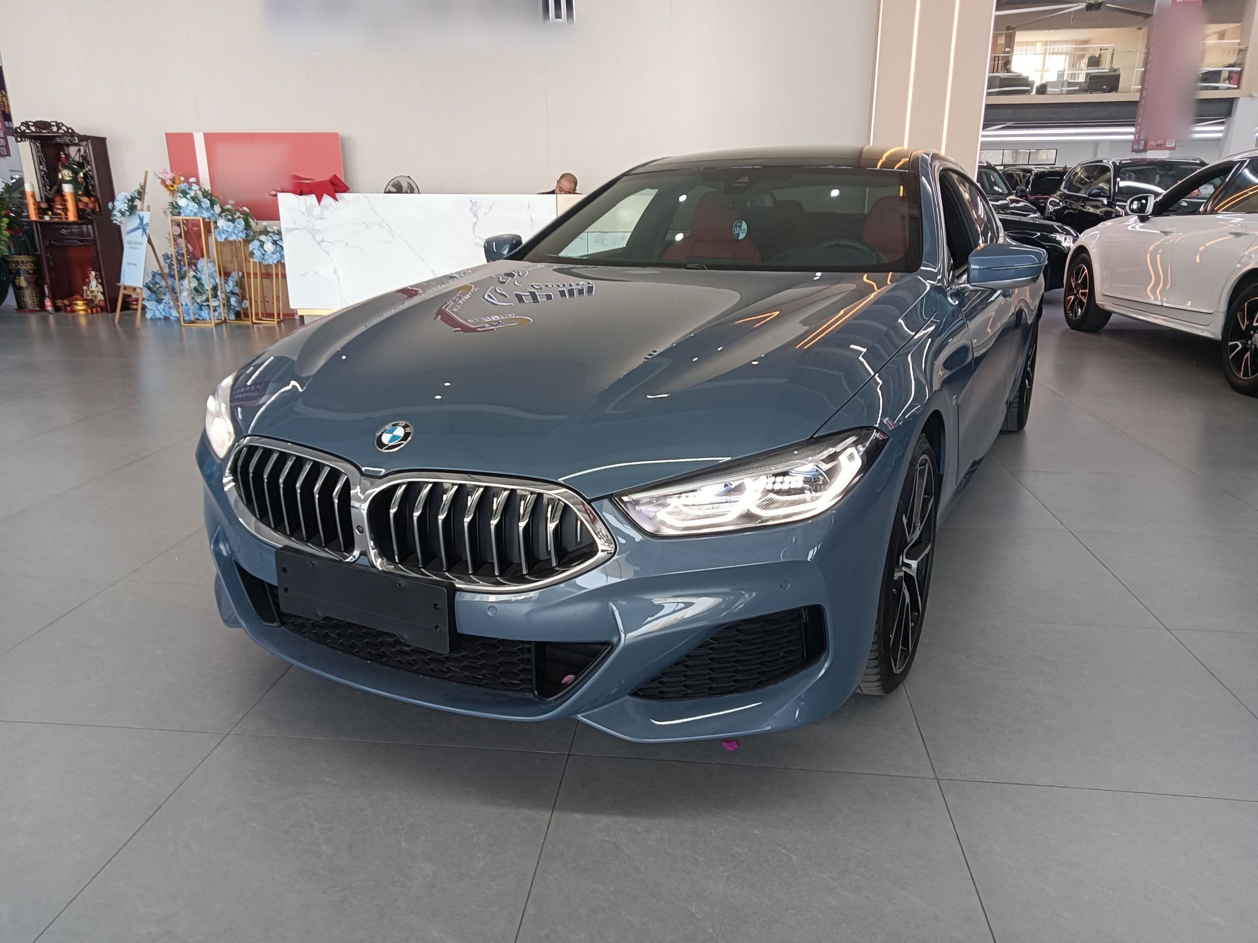 BMW 8 Series 2021 car image 