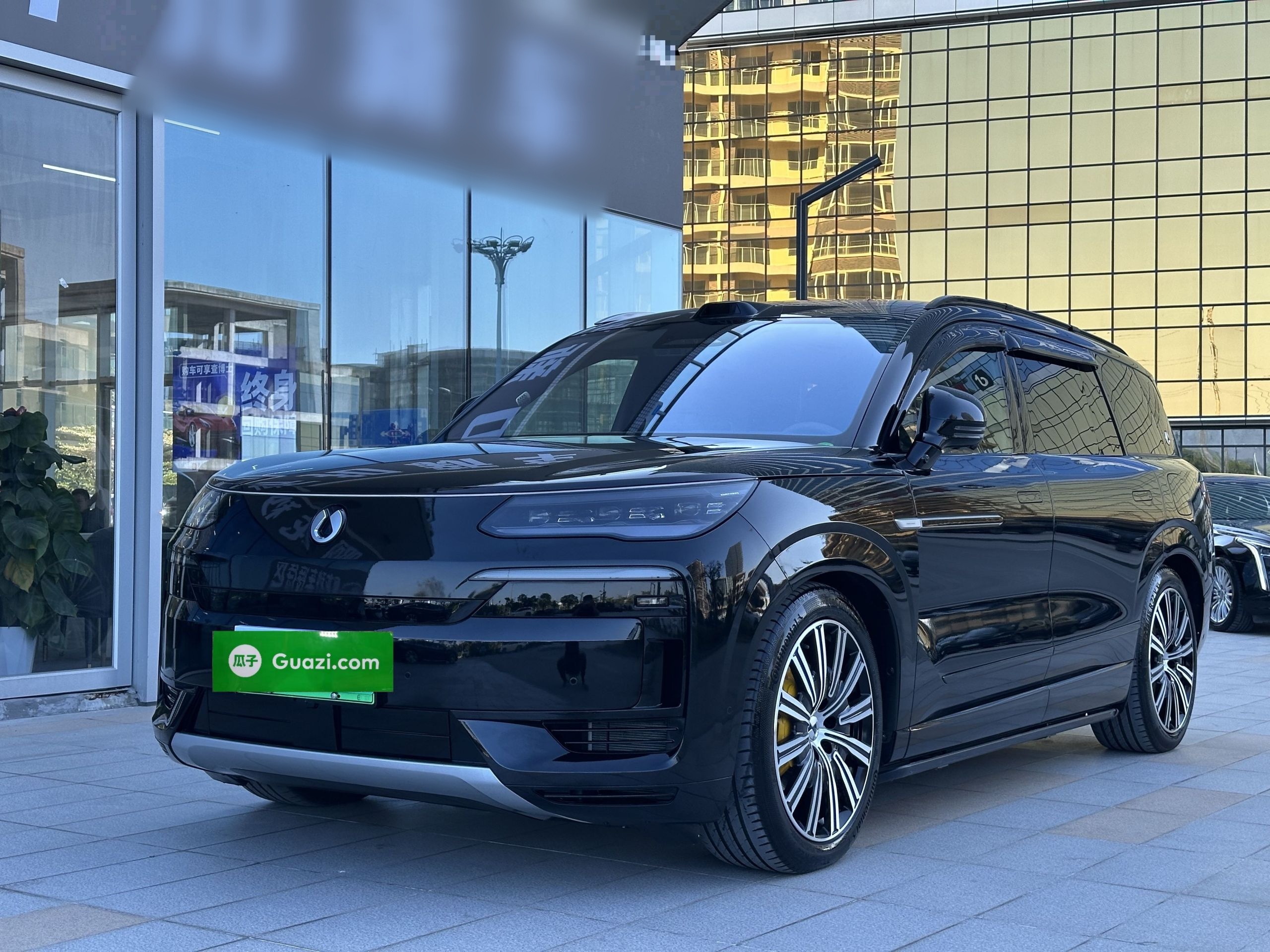 Denza N9 2025 car image 