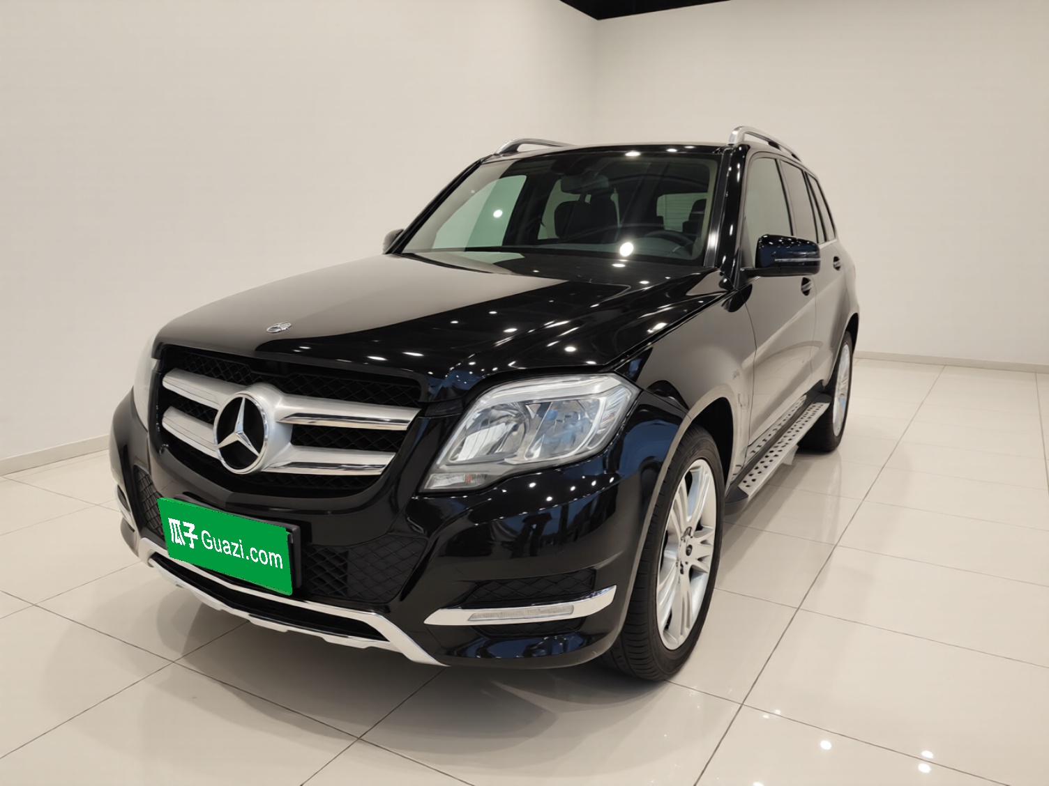 Mercedes-Benz GLK Class 2014 Mercedes-Benz GLK Class 2014 car image