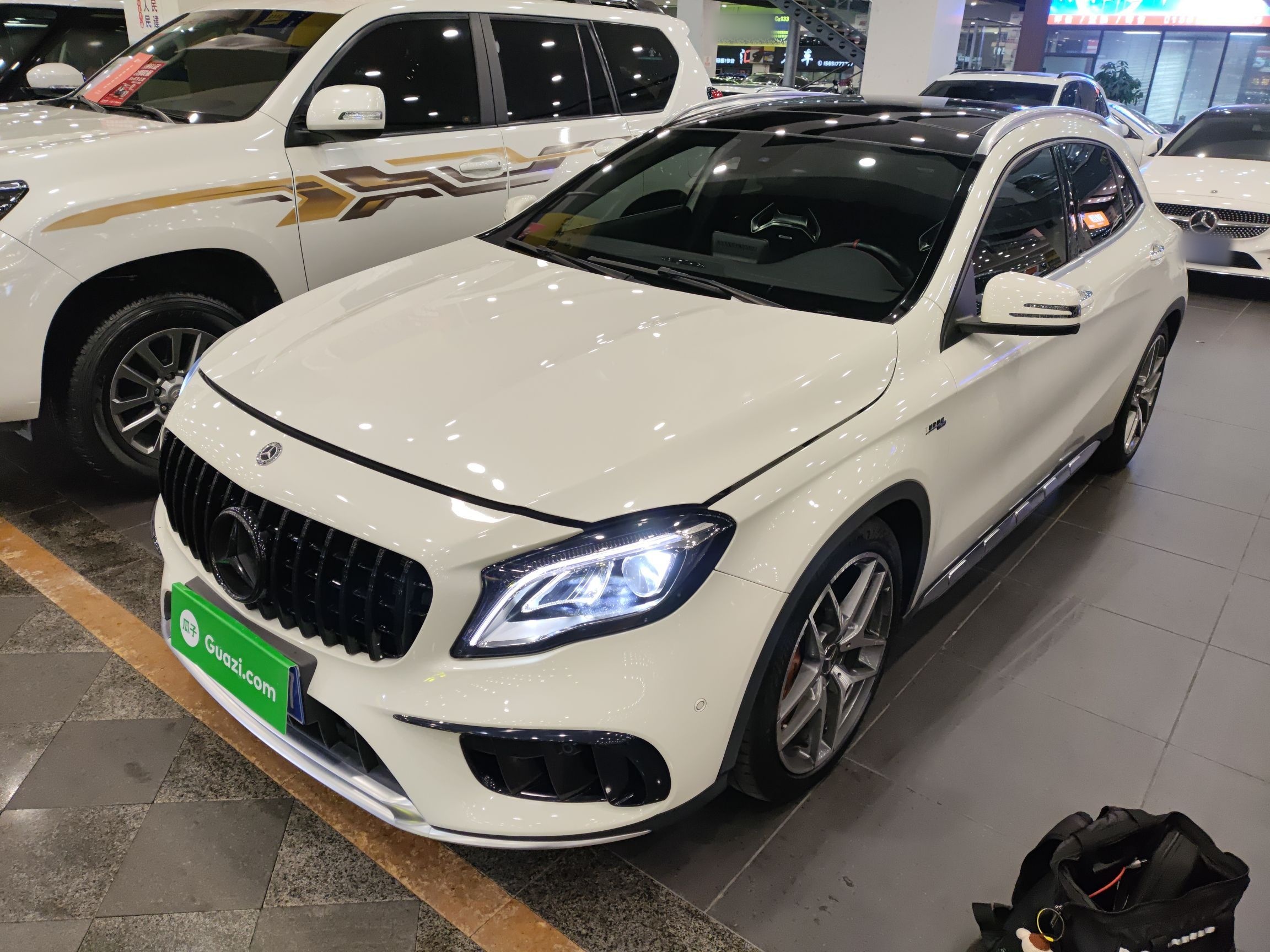 Mercedes-Benz GLA AMG 2017 Mercedes-Benz GLA AMG 2017 car image