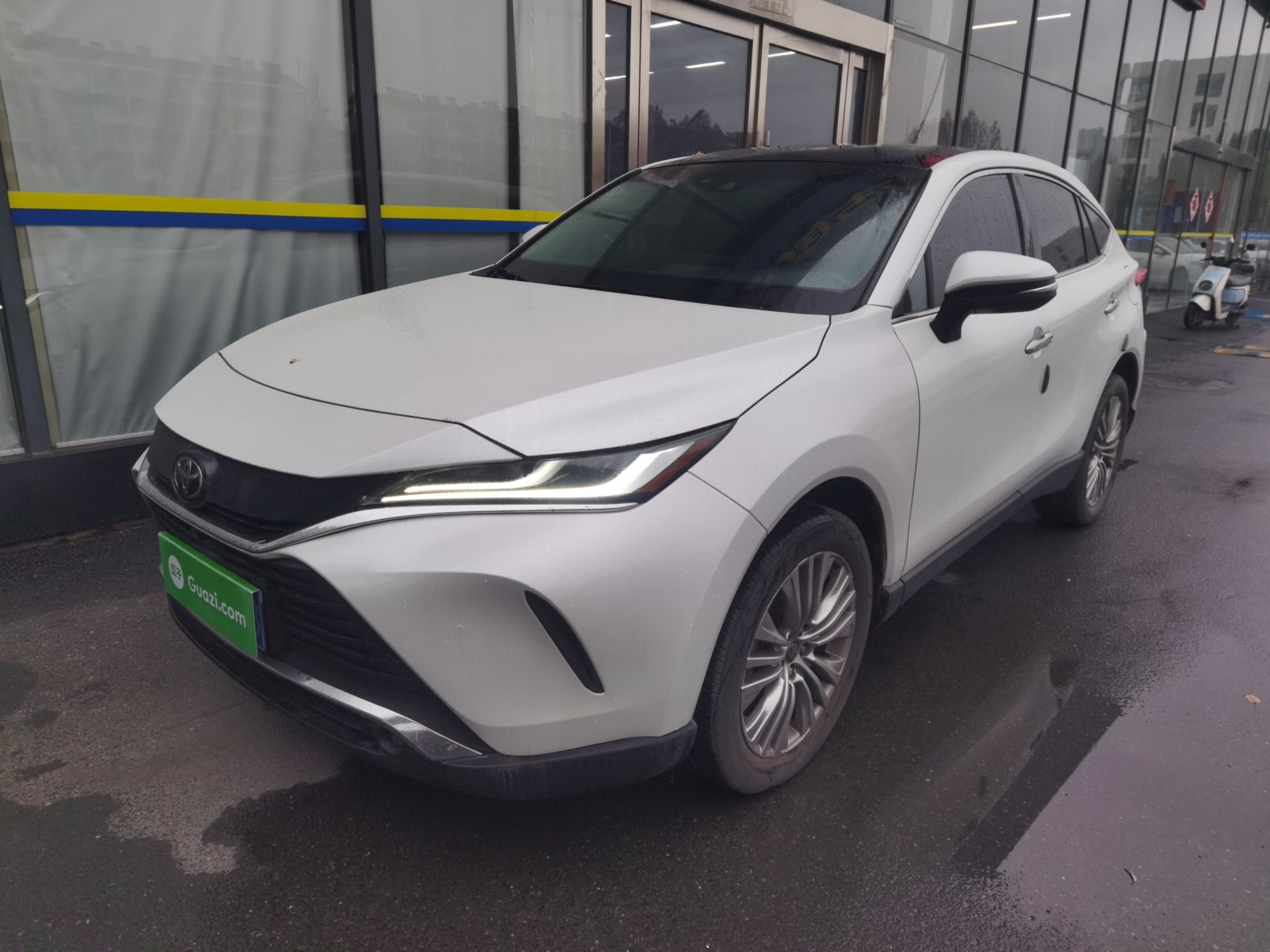 Toyota Harrier 2022 汽车图片 