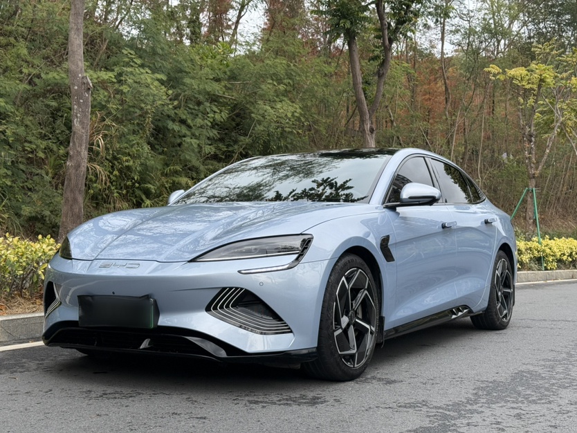 BYD Seal 2023 car image 