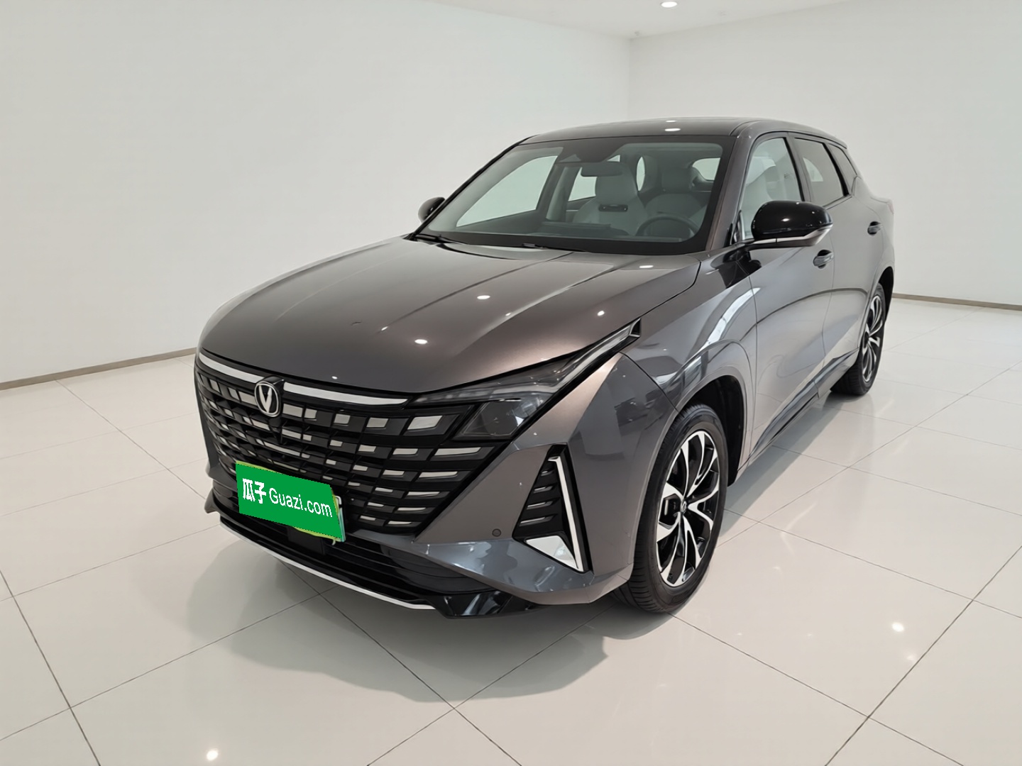 Changan UNI-Z PHEV 2024 car image 