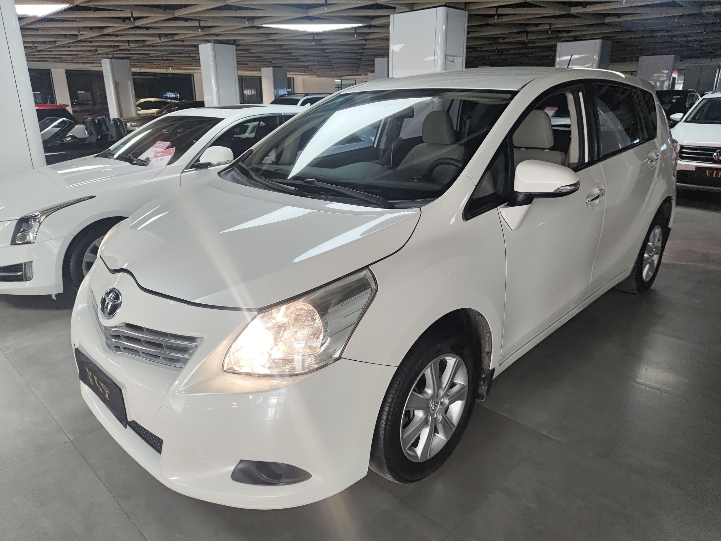 Toyota Verso 2015 car image 