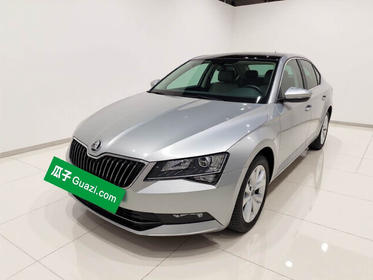 Skoda Superb 2017 汽车图片 