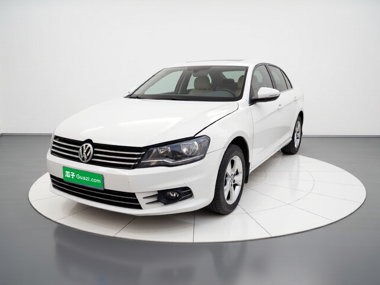 Volkswagen Bora 2015 car image 