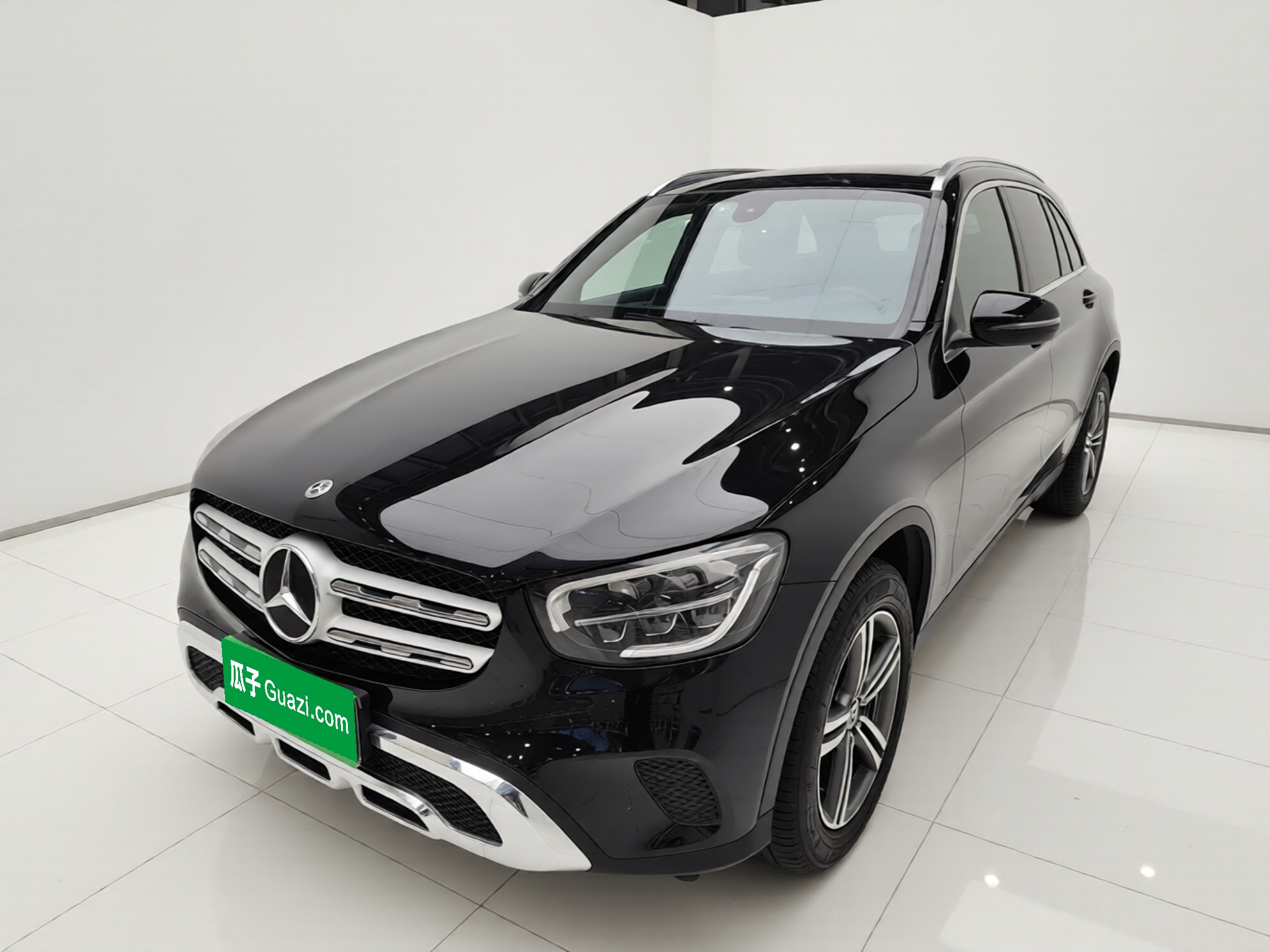 Mercedes-Benz GLC Class 2021 car image 