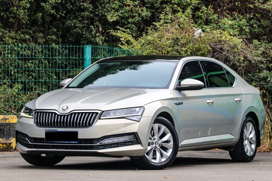 Skoda Superb 2020 汽车图片 