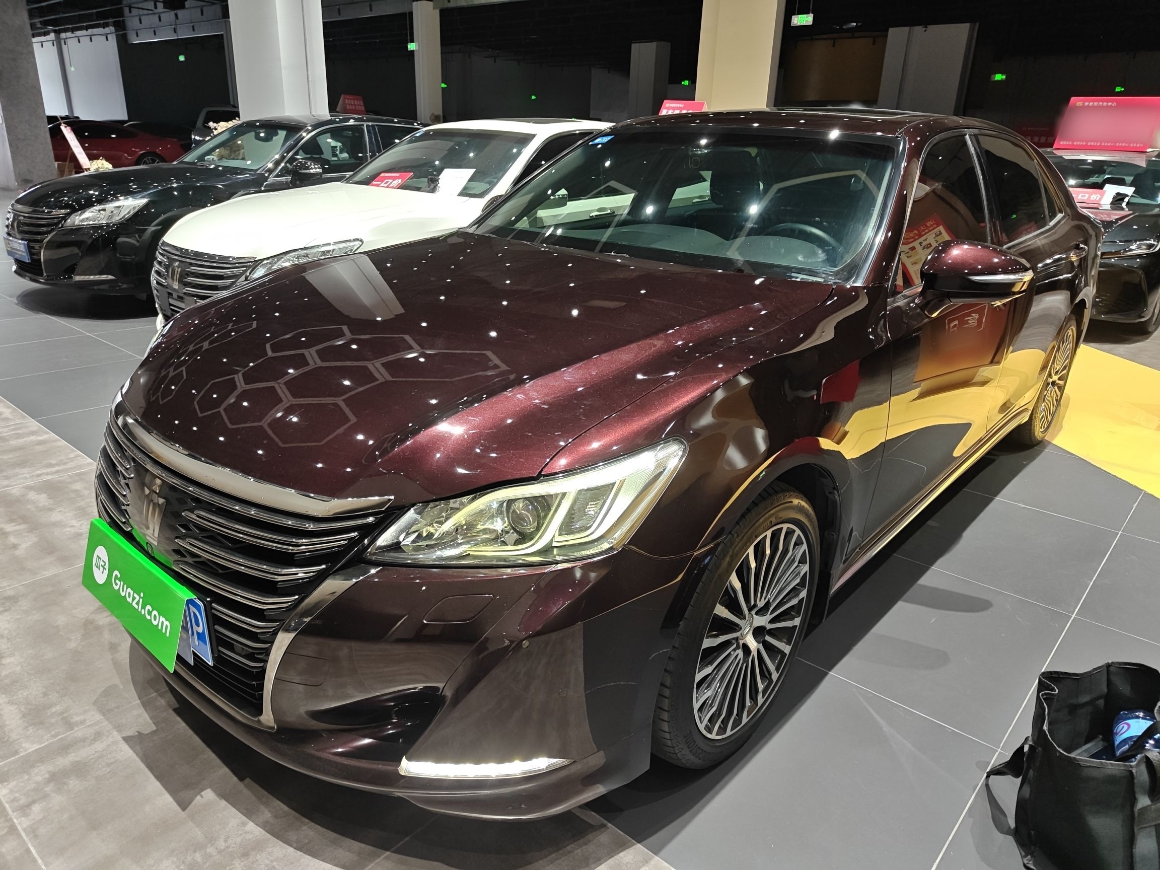 Toyota Crown 2018 Toyota Crown 2018 汽车图片
