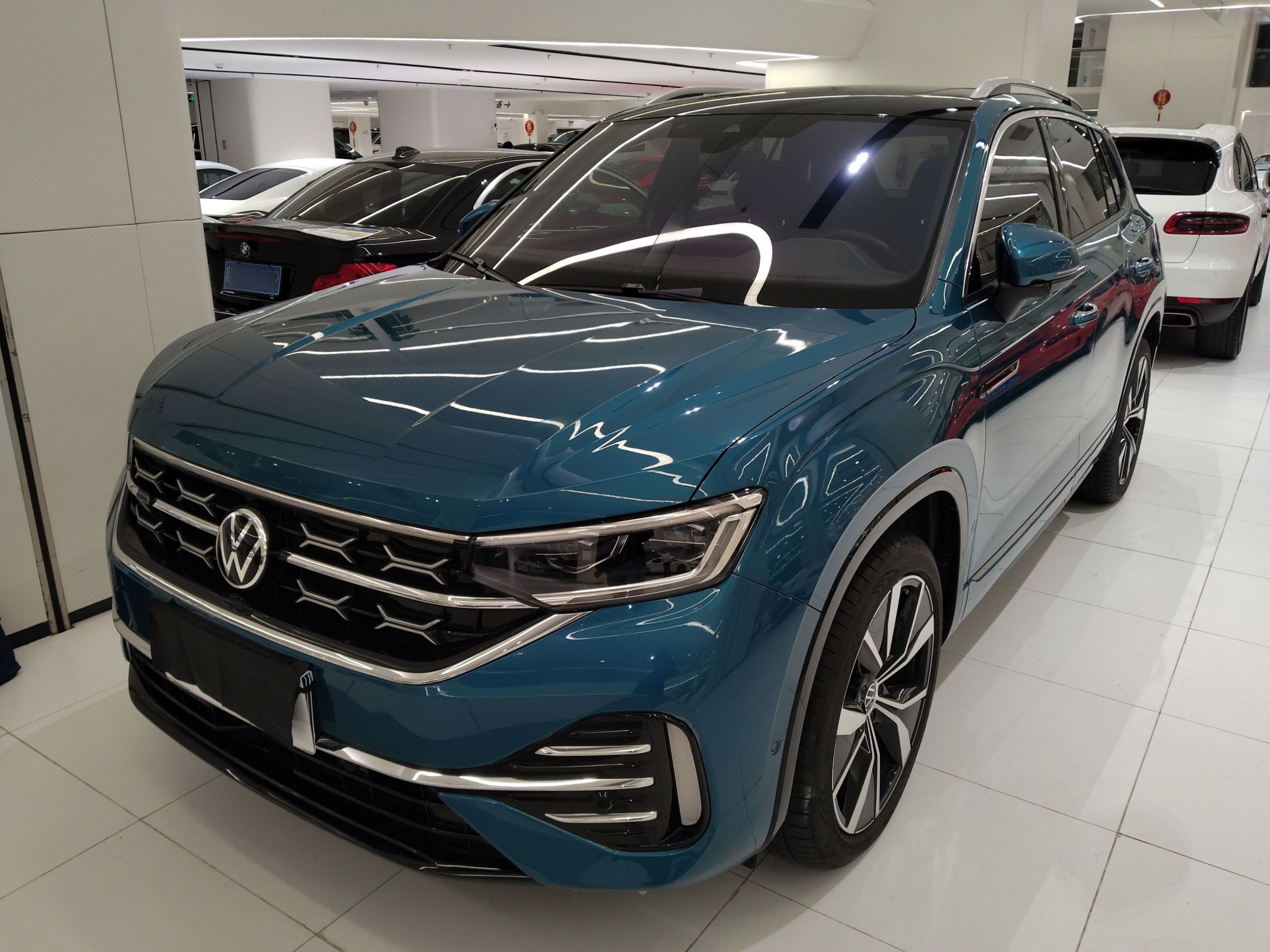 Volkswagen Tayron 2022 immagine di auto 