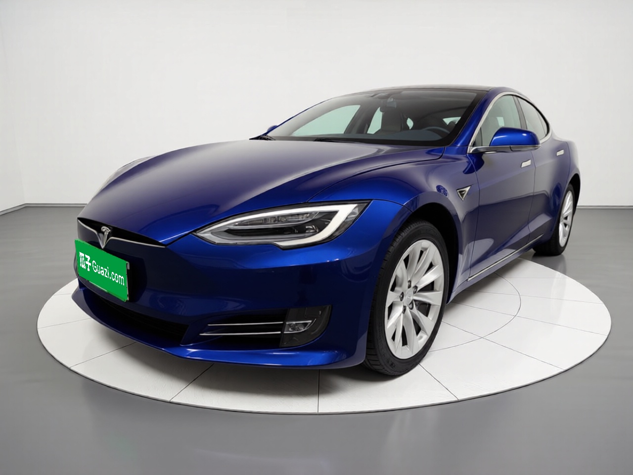 Tesla Model S 2019 汽车图片 