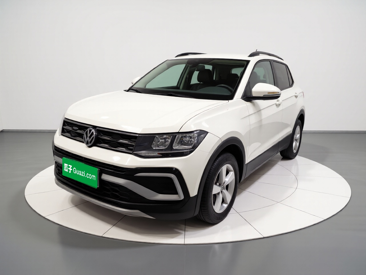 Volkswagen T-Cross 2020 car image 