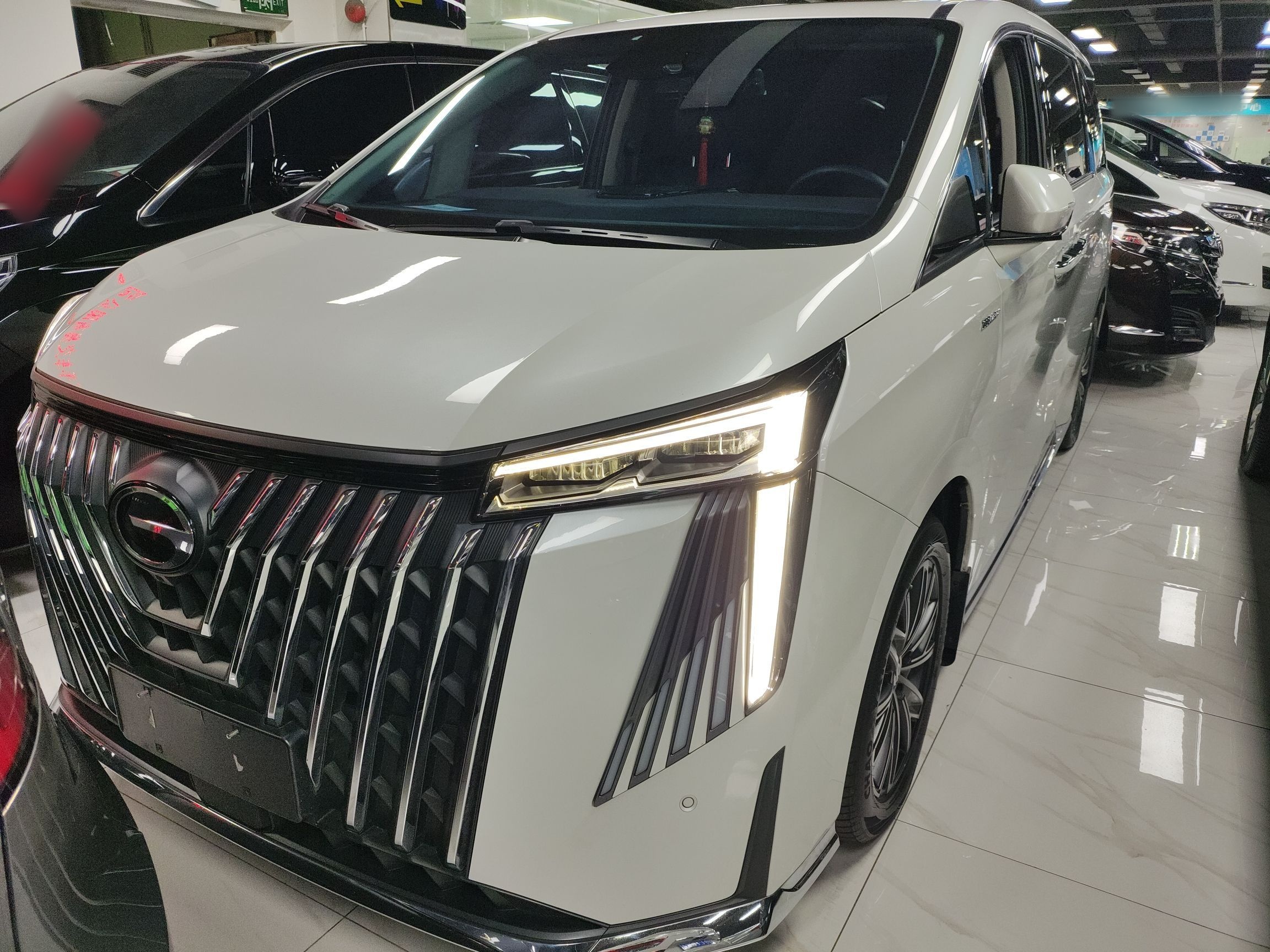 GAC Trumpchi M8 2024 GAC Trumpchi M8 2024 car image