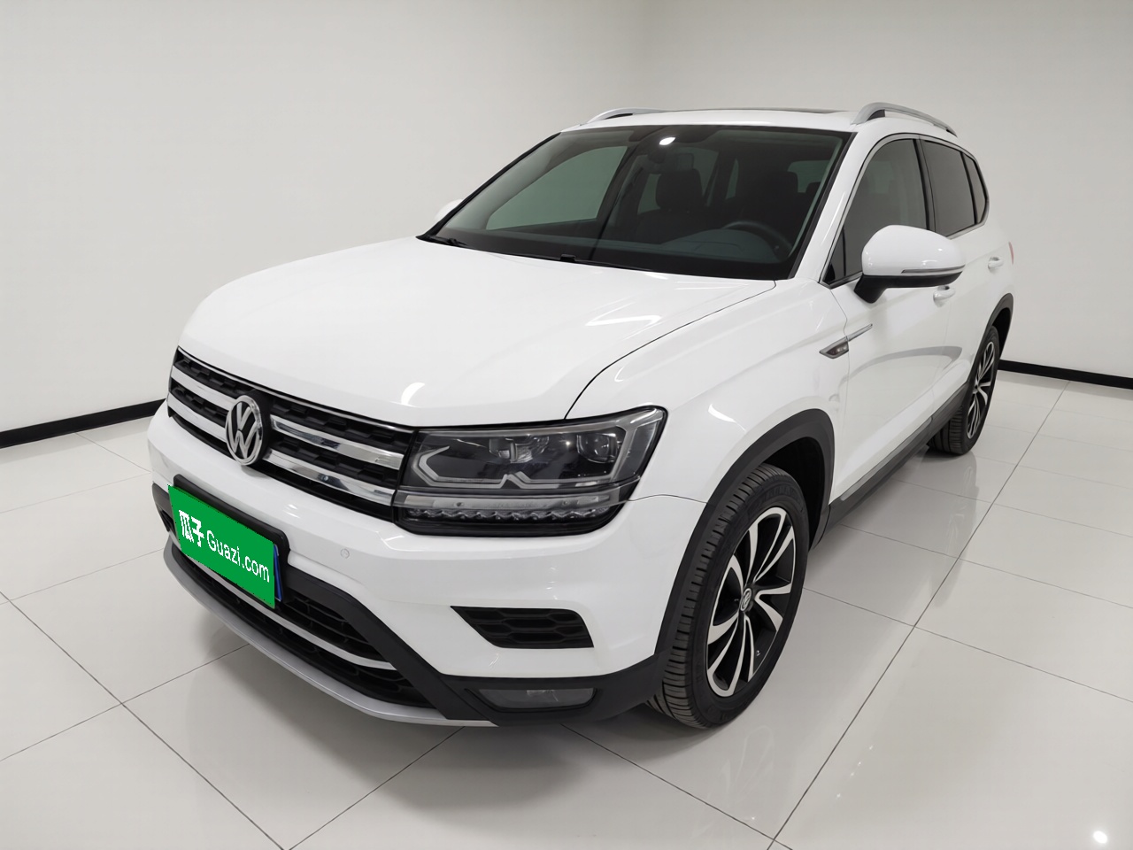 Volkswagen Tharu 2019 car image 