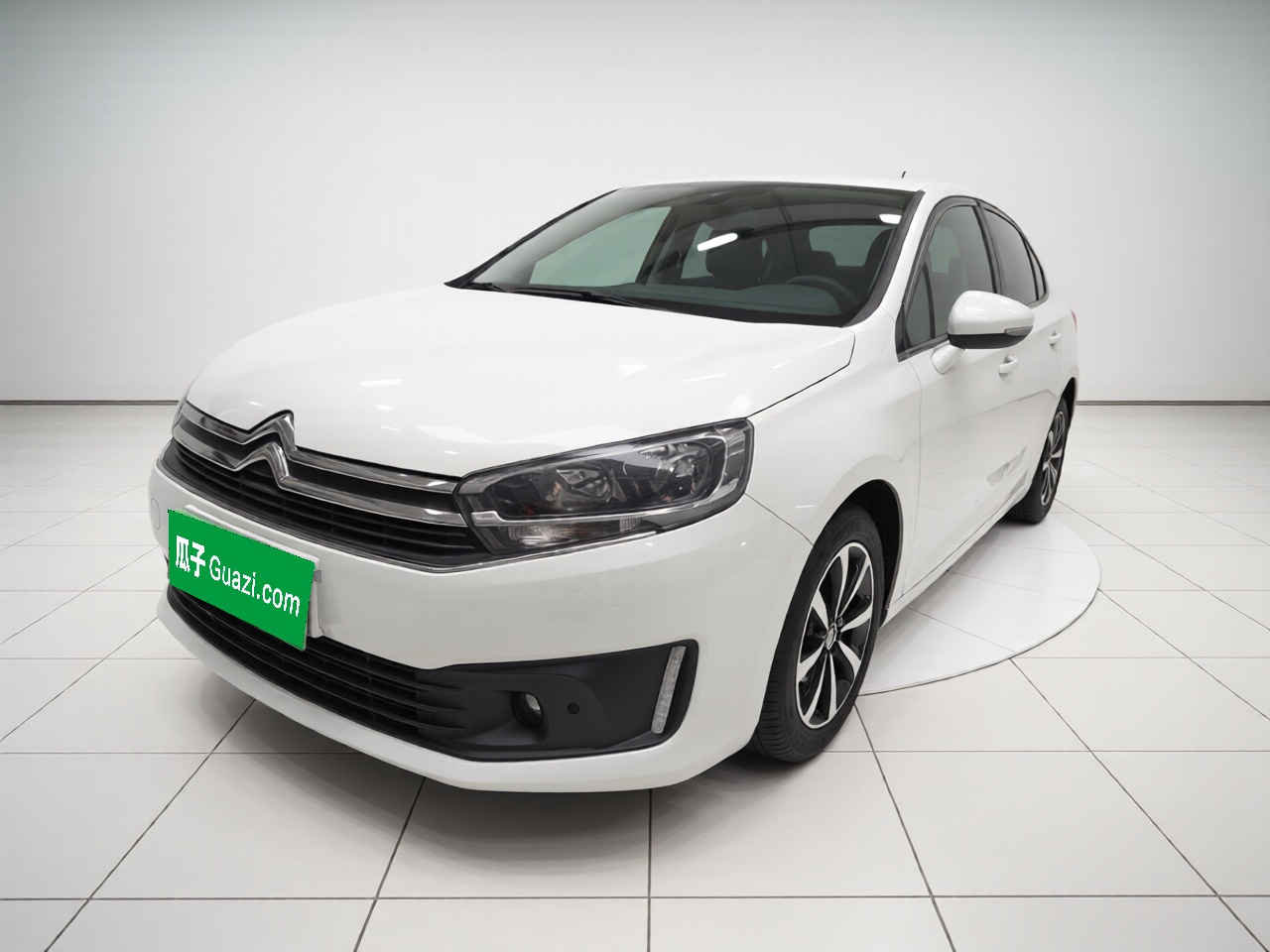 Citroen C4 C-Quatre 2018 car image 