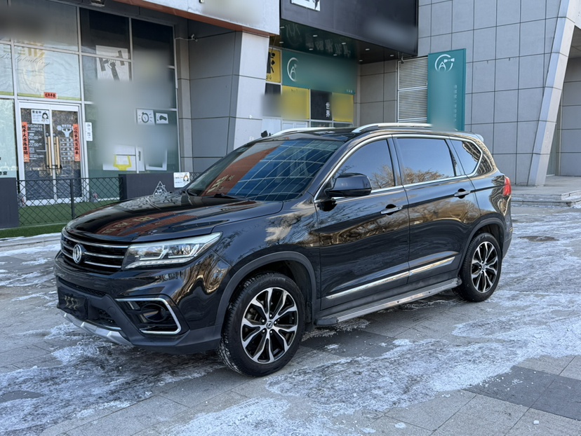 Forthing JOYEAR X5 2018 car image 