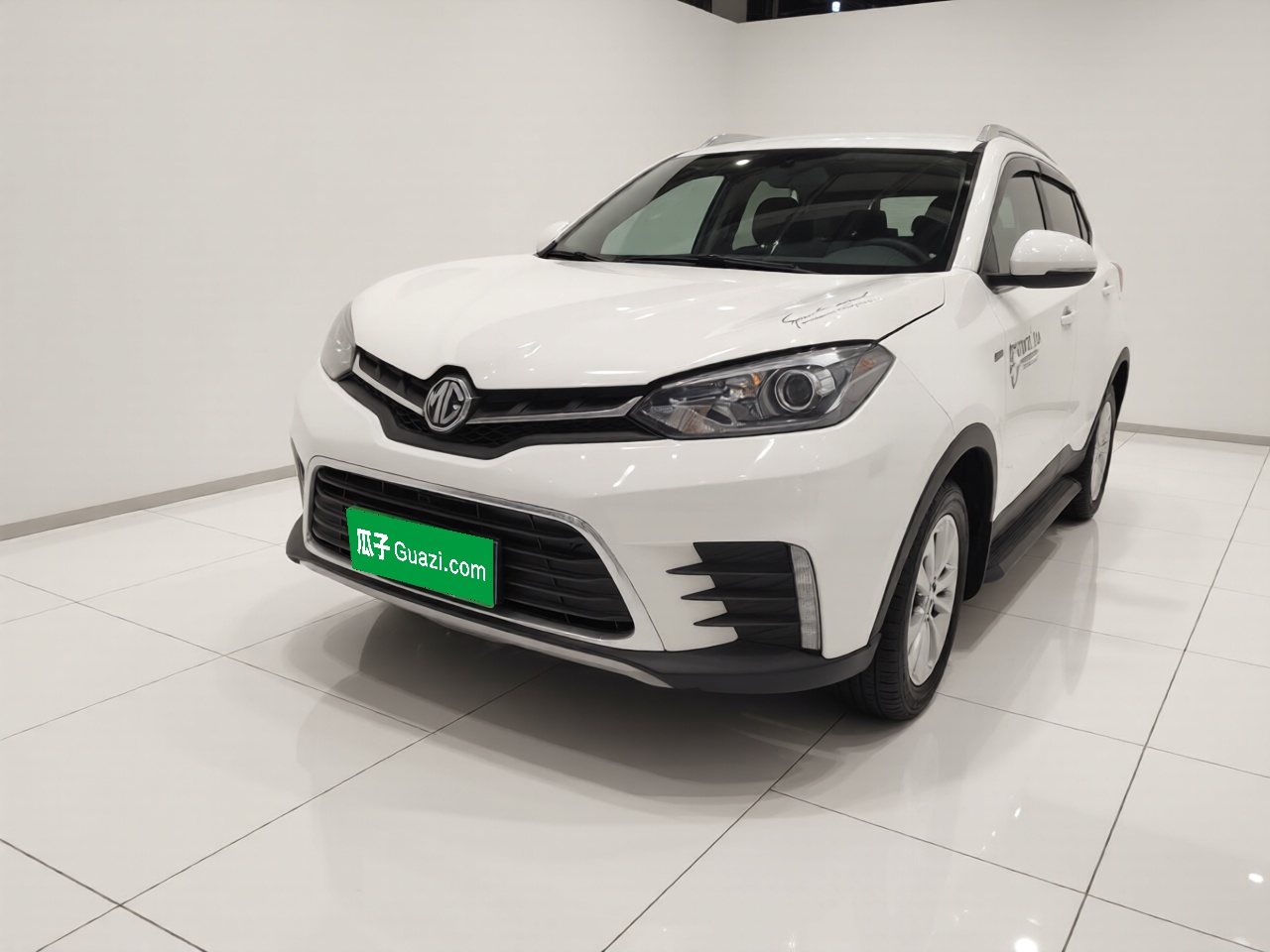 MG GS 2017 MG GS 2017 car image