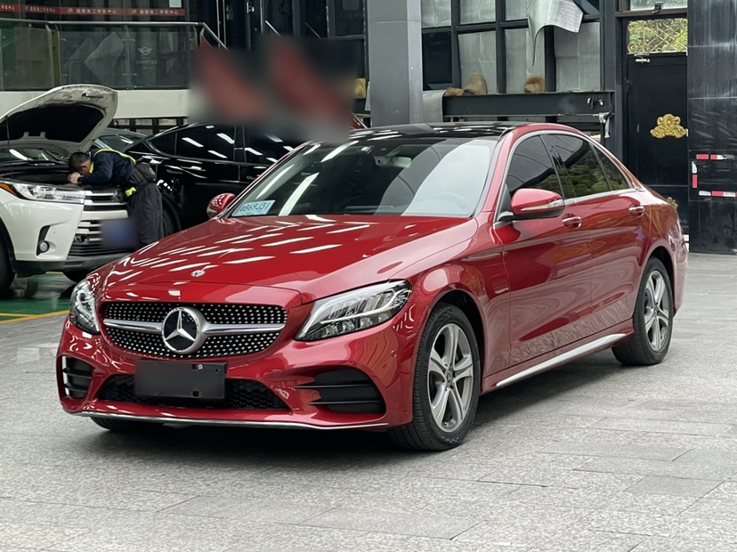 Mercedes-Benz C Class 2019 car image 
