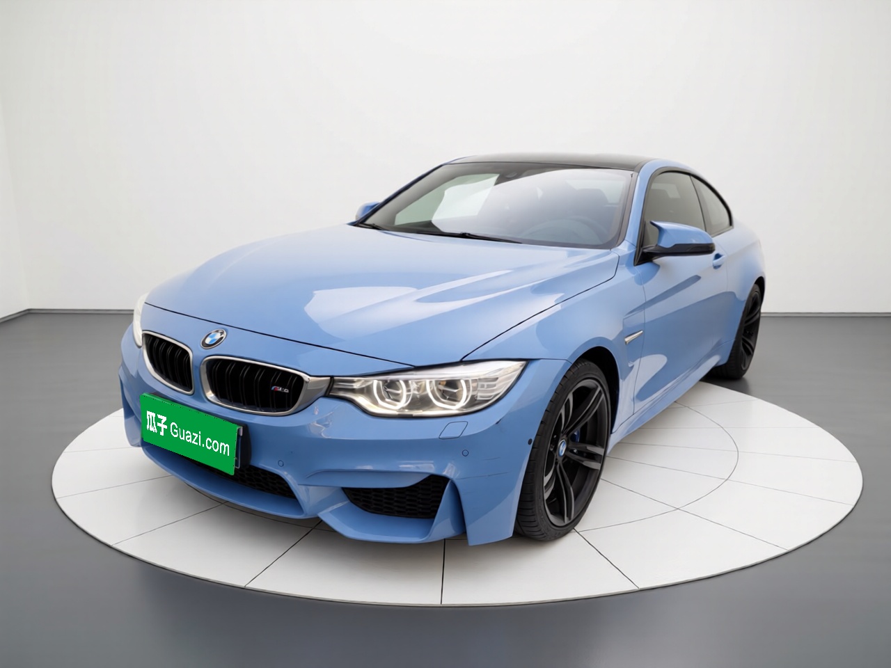 BMW M4 2017 car image 