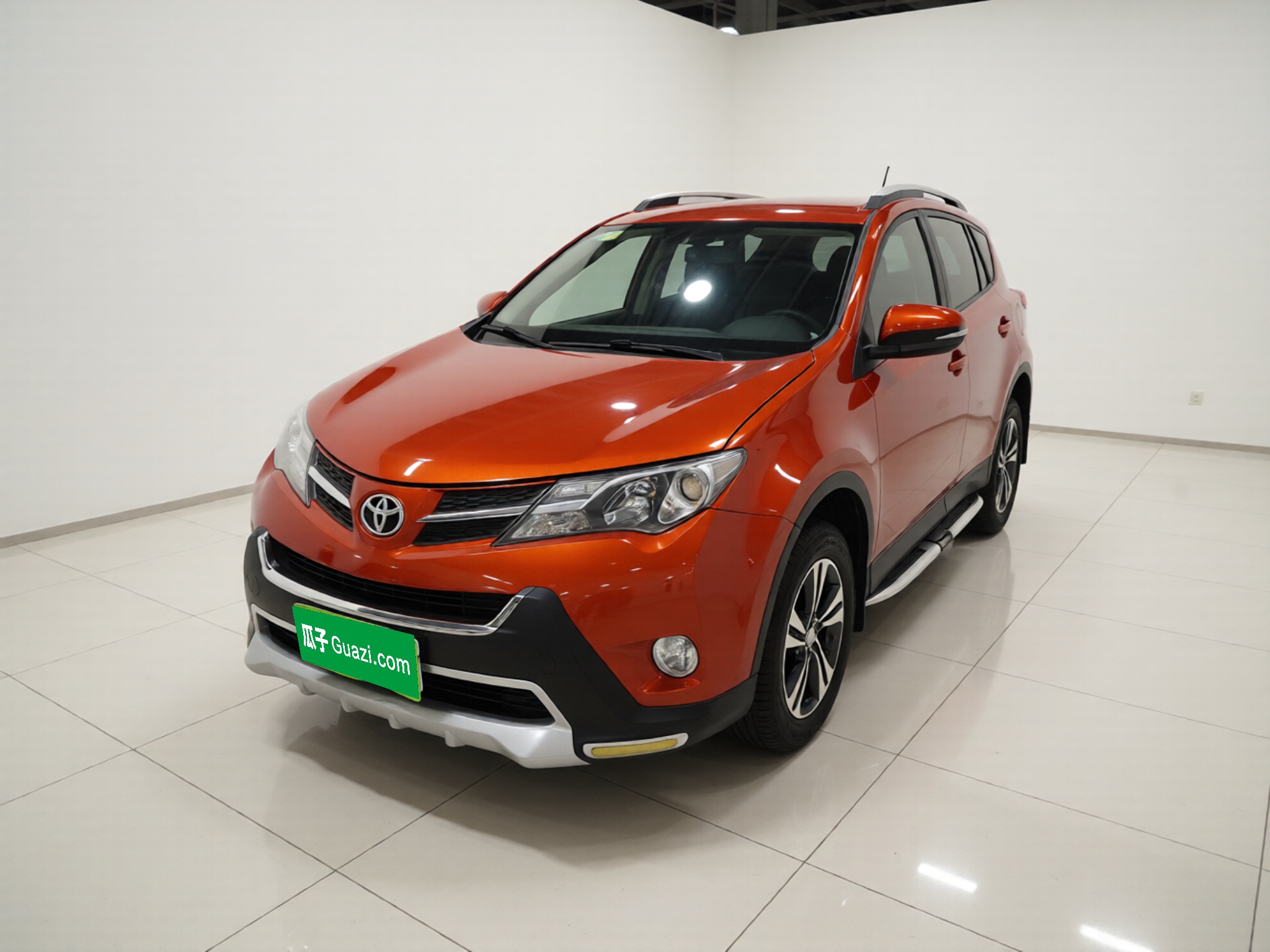 Toyota RAV4 2015 Toyota RAV4 2015 car image
