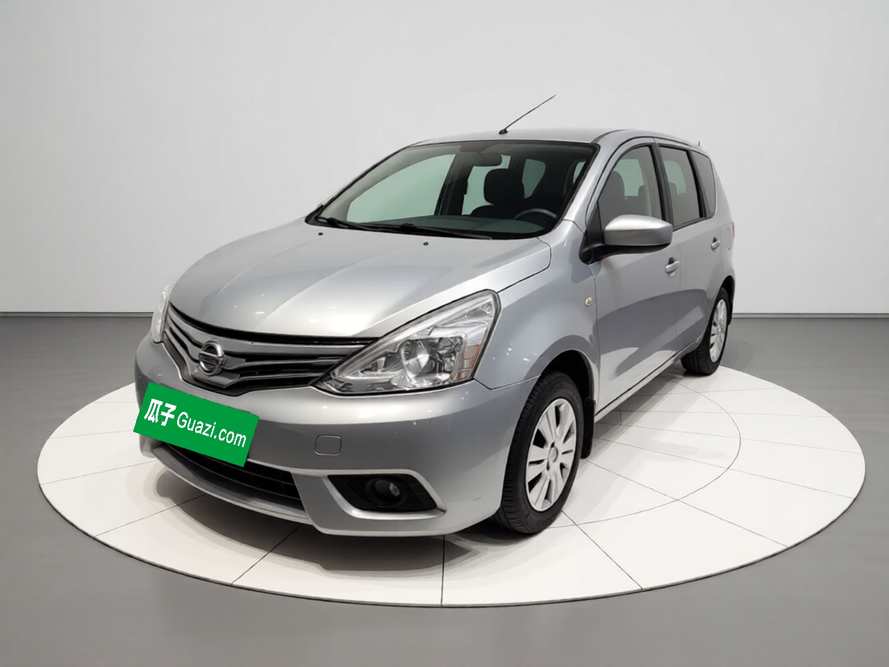 Nissan Livina 2014 汽车图片 