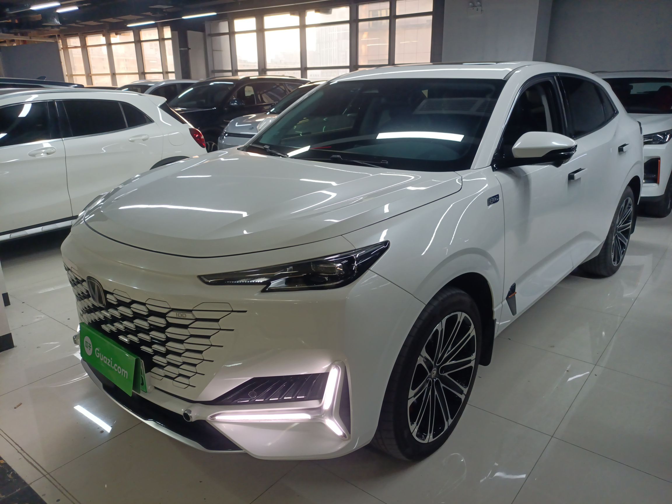 Changan UNI-K iDD 2023 car image 