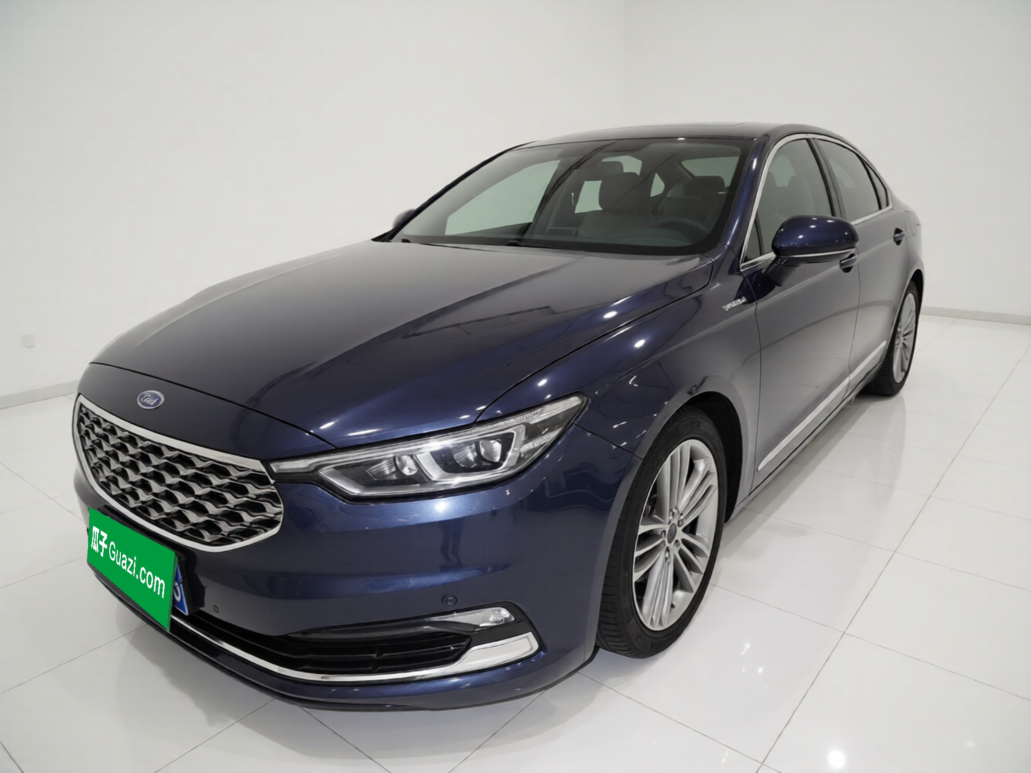 Ford Taurus 2020 car image 