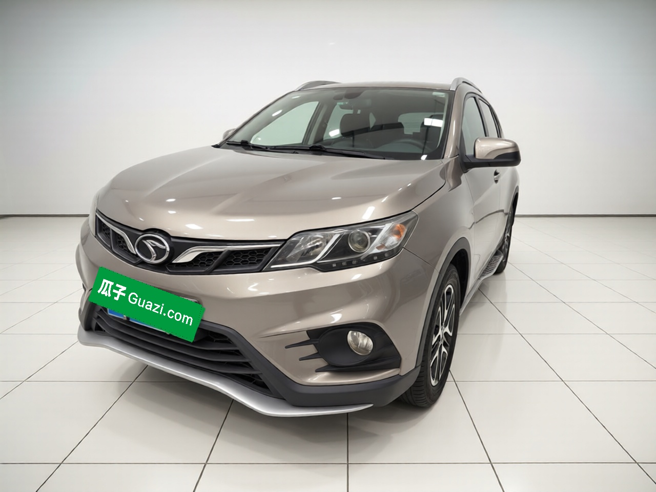 Soueast DX3 2017 Soueast DX3 2017 imagen de coche