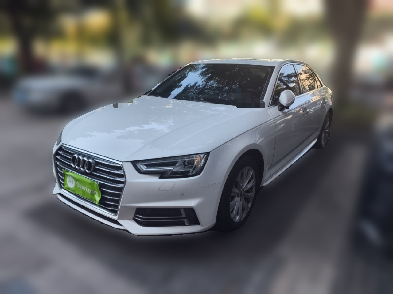Audi A4L 2019 car image 