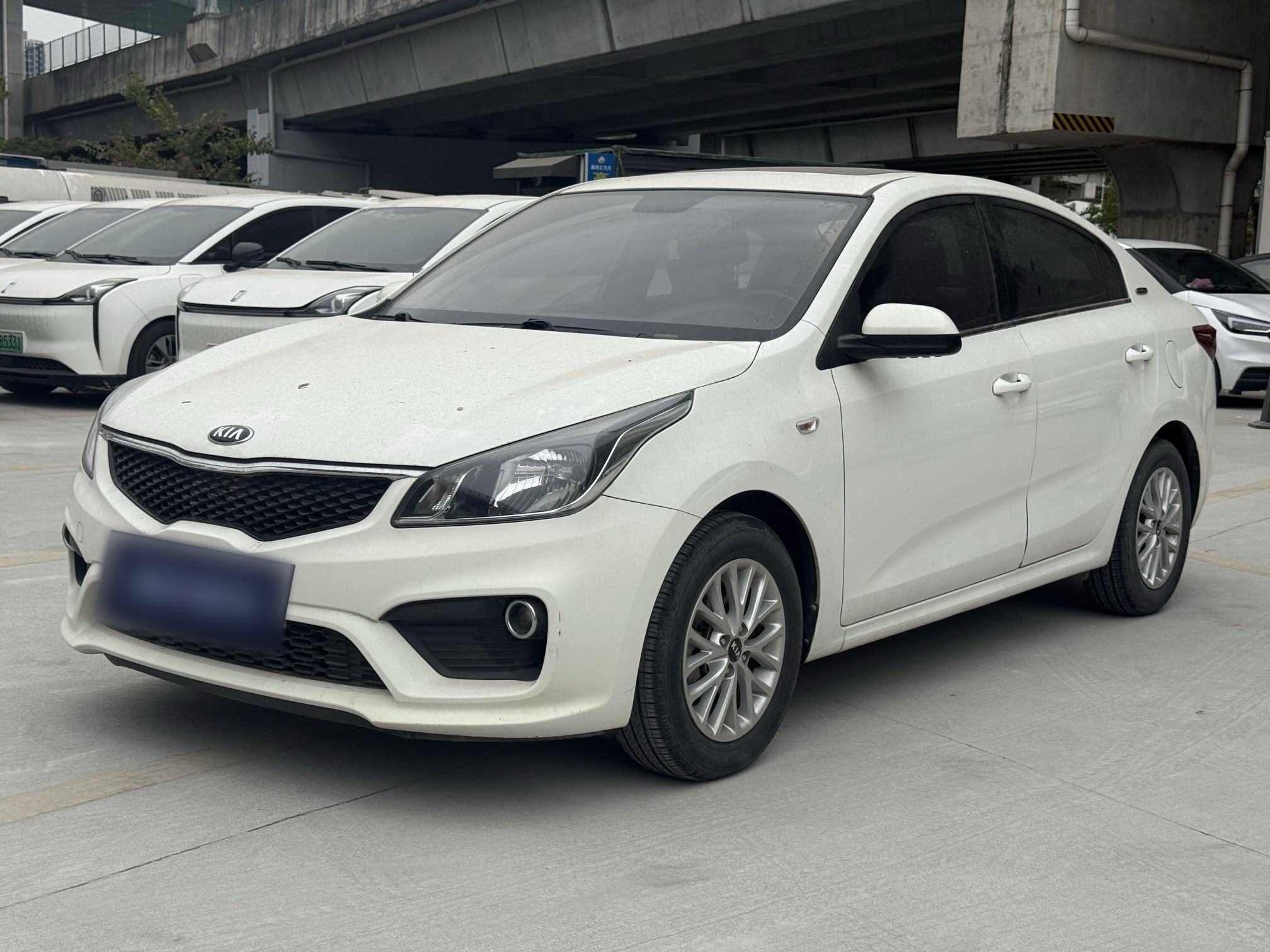 Kia K2 2017 汽车图片 