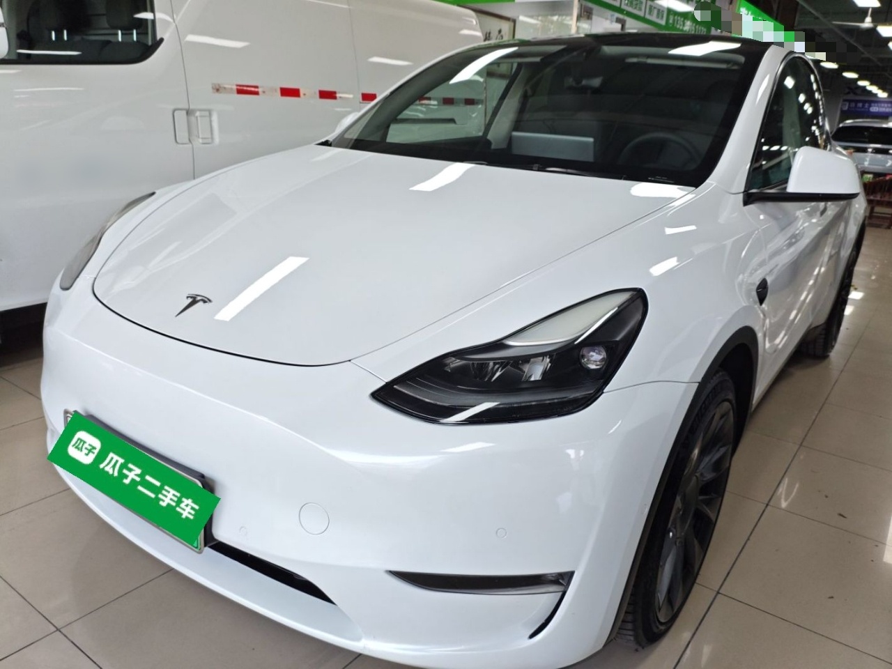 Tesla Model Y 2021 car image 