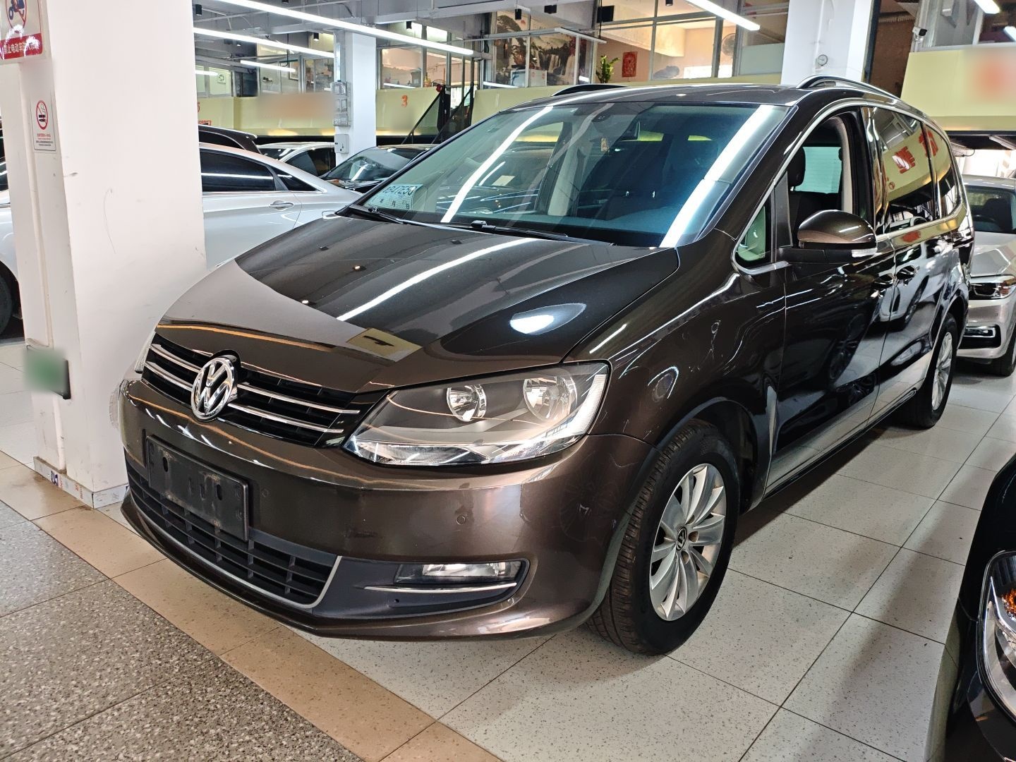 Volkswagen Sharan 2017 صورة سيارة 