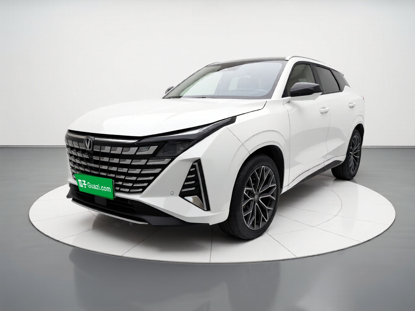 Changan UNI-Z PHEV 2025 car image 